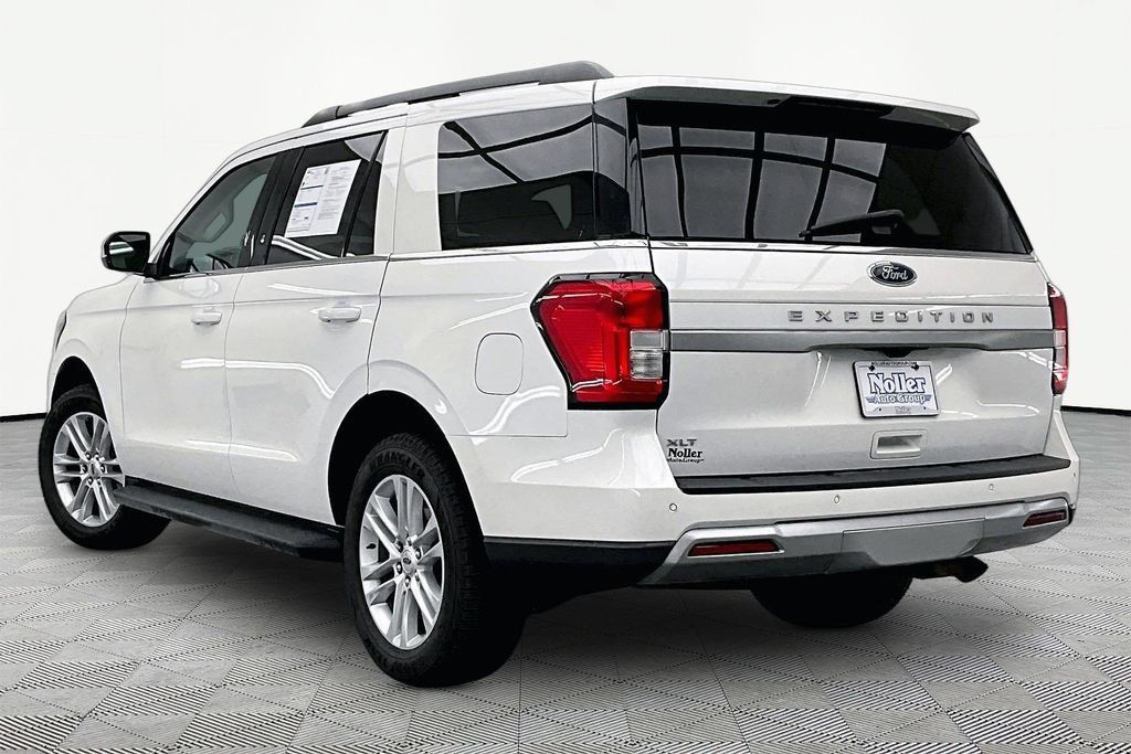 Certified 2024 Ford Expedition XLT AWD/4WD image 13