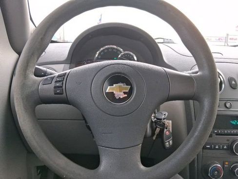 Used 2011 Chevrolet HHR LS image 16