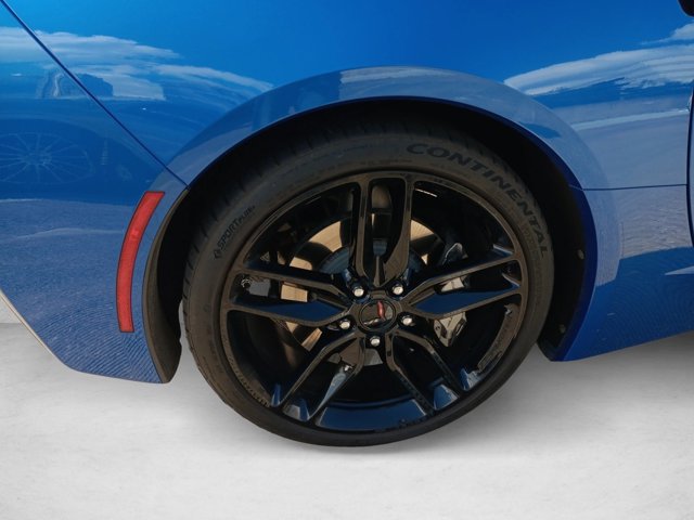 Used 2019 Chevrolet Corvette Stingray Coupe w/ 2LT Preferred Equipment Group RWD image 17
