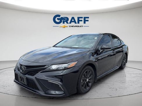 Used 2023 Toyota Camry SE w/ Convenience Package AWD/4WD image 1