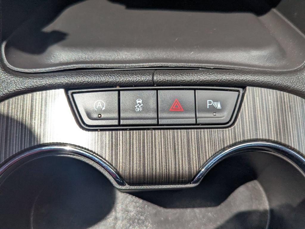 Used 2023 GMC Acadia SLT FWD image 26