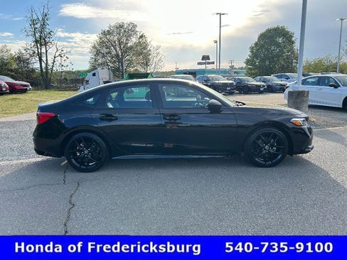 Used 2024 Honda Civic Sport image 7