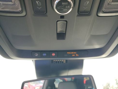 Certified 2025 GMC Yukon XL Denali image 43