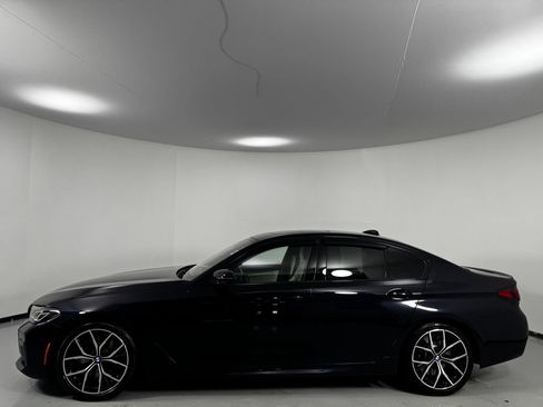 Used 2021 BMW M550i xDrive w/ Executive Package AWD/4WD image 4