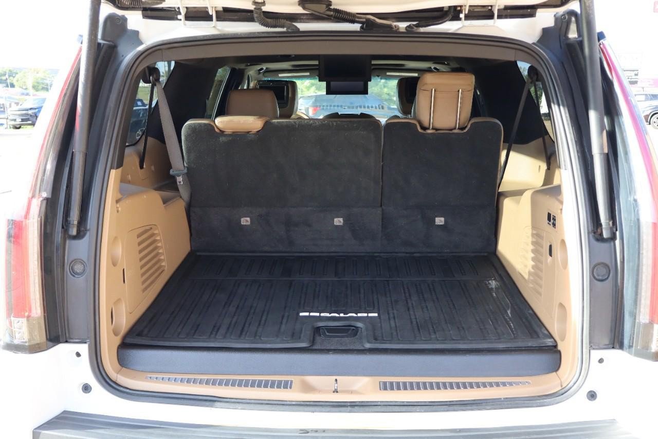 Used 2019 Cadillac Escalade ESV Platinum AWD/4WD image 22
