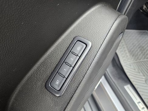 Used 2020 Chevrolet Tahoe LT image 24