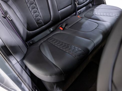 Used 2026 BMW X5 M Competition w/ Executive Package image 32