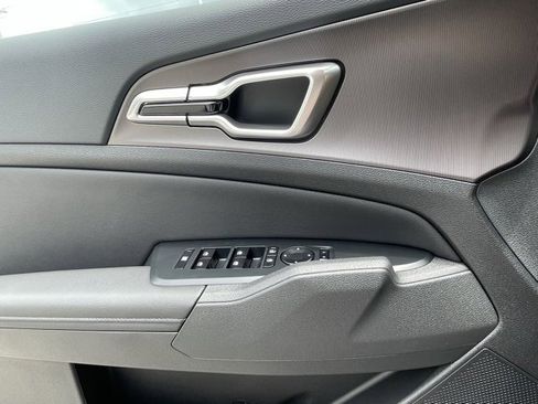 New 2026 Kia Sportage EX w/ EX Panorama Roof Package image 18