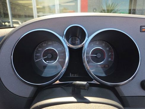 Used 2007 Pontiac Solstice GXP w/ Premium Package RWD image 16