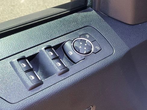 Used 2018 Ford F150 XLT w/ Equipment Group 302A Luxury AWD/4WD image 24