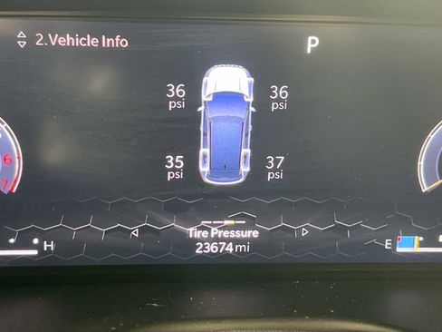 Used 2023 Jeep Compass High Altitude AWD/4WD image 12
