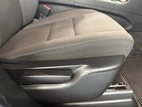 Used 2018 Jeep Grand Cherokee Laredo AWD/4WD image 28