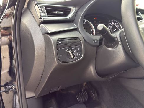 Used 2019 INFINITI QX50 Pure image 15