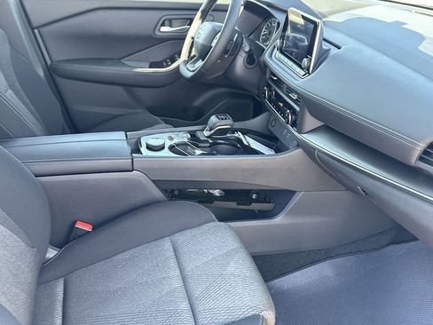 New 2026 Nissan Rogue SV AWD/4WD image 20