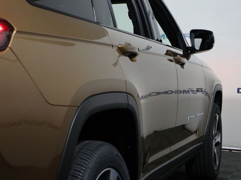 New 2026 Jeep Grand Cherokee L Limited AWD/4WD image 5