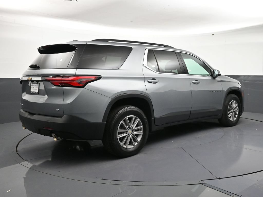 Used 2023 Chevrolet Traverse LT AWD/4WD image 5