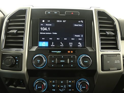 Used 2019 Ford F350 Lariat w/ Chrome Package image 27