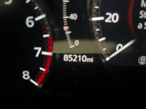 Used 2022 MAZDA MAZDA3 s image 29