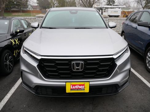 Used 2024 Honda CR-V EX image 2