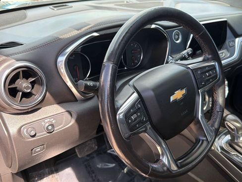 Used 2022 Chevrolet Blazer Premier FWD image 12