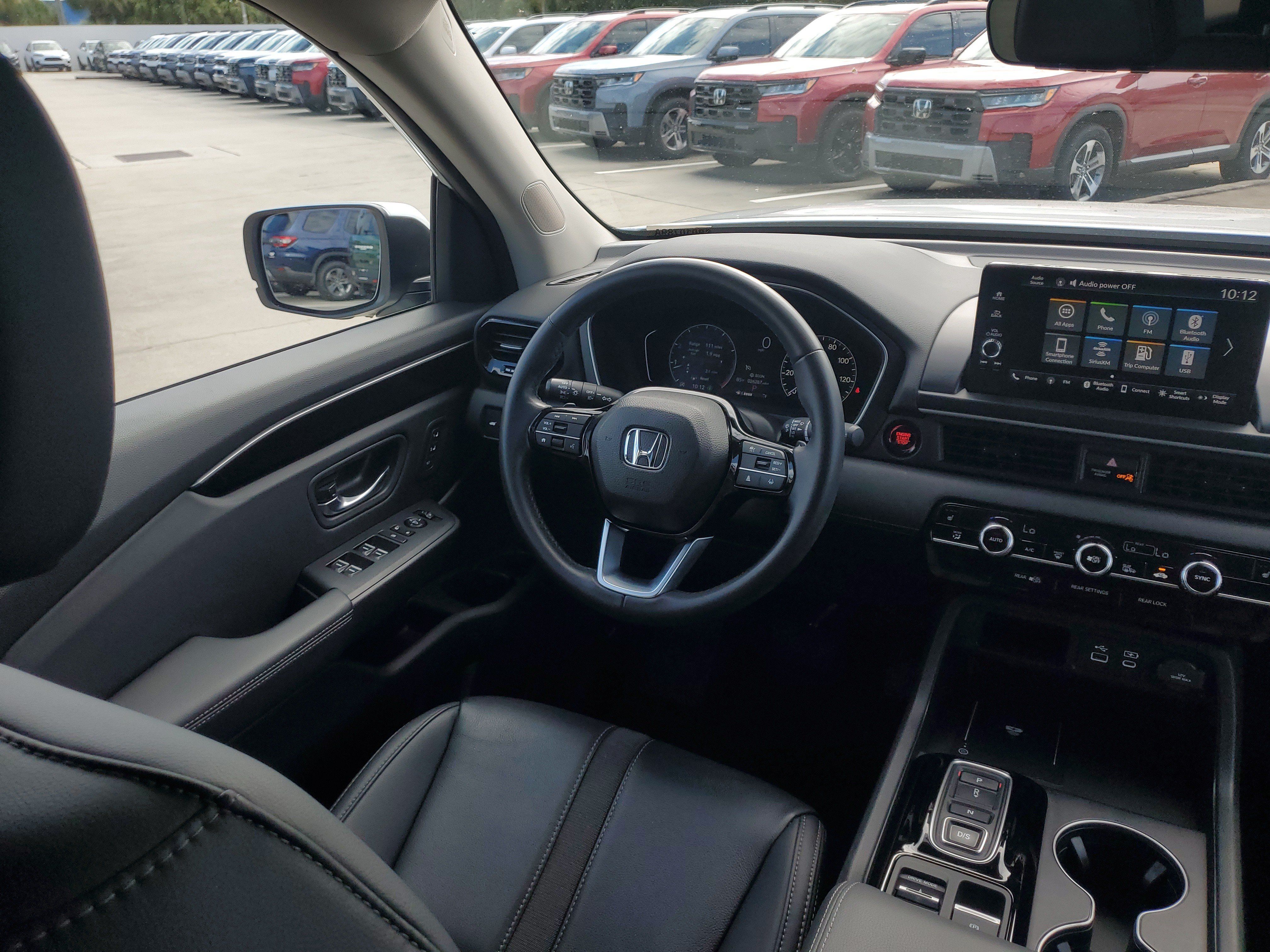 Used 2025 Honda Pilot EX-L image 17