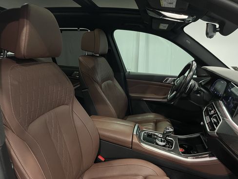 Used 2022 BMW X5 M50i w/ Executive Package AWD/4WD image 15
