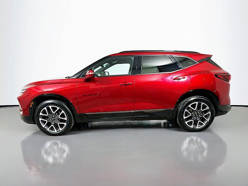 Used 2023 Chevrolet Blazer RS w/ Driver Confidence II Package AWD/4WD image 4