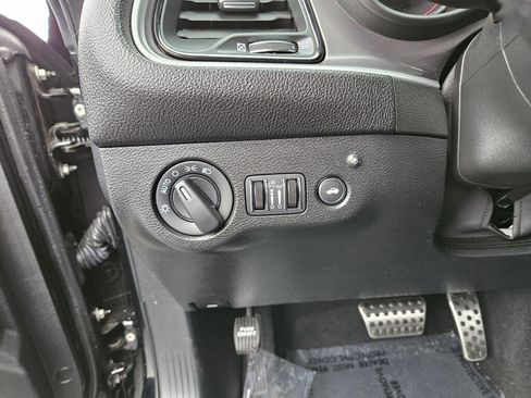 Used 2021 Dodge Challenger R/T Scat Pack RWD image 22