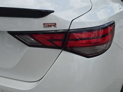 Used 2025 Nissan Sentra SR FWD image 8