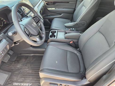 New 2026 Honda Odyssey Elite image 12