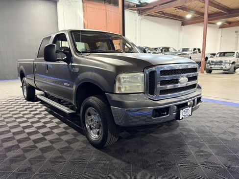 Used 2005 Ford F250 XLT image 6
