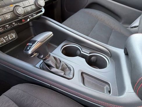 Used 2025 Dodge Durango GT image 19