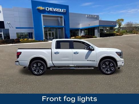 Used 2023 Nissan Titan Platinum Reserve w/ Moonroof Package AWD/4WD image 28
