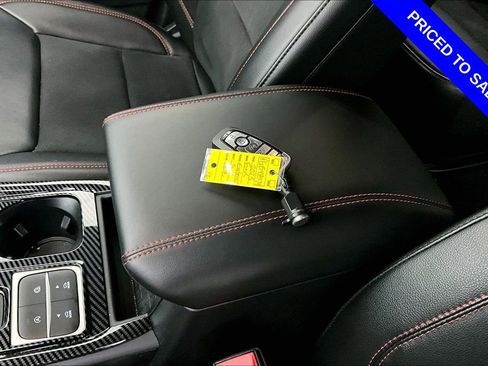 Used 2023 Ford Explorer ST-Line w/ Class IV Trailer Tow Package image 14