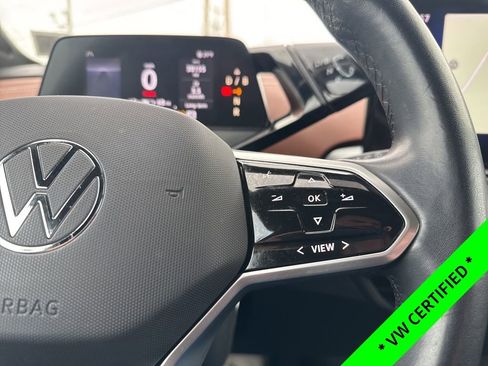 Certified 2022 Volkswagen ID.4 Pro S image 16