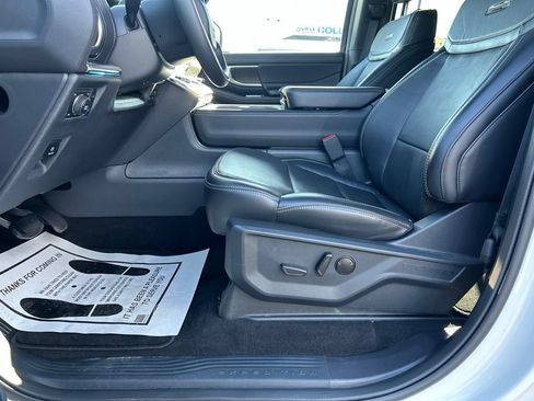 Used 2025 Ford Expedition Platinum w/ Stealth Performance Package AWD/4WD image 14