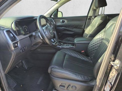 Used 2023 Kia Sorento SX Prestige AWD/4WD image 11