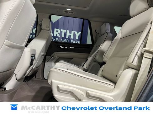 Used 2021 GMC Yukon Denali w/ Denali Premium Package AWD/4WD image 29