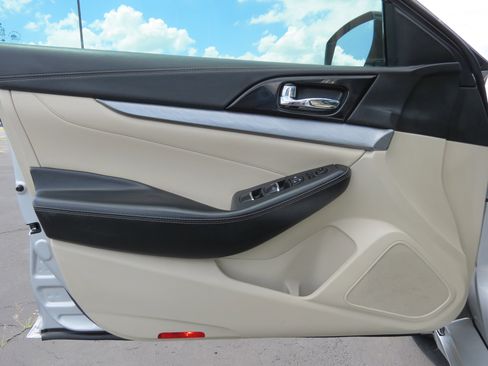 Used 2016 Nissan Maxima 3.5 S image 25