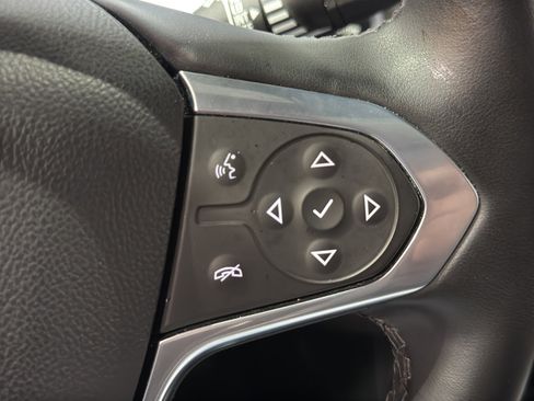 Used 2024 Chevrolet Traverse Premier image 27