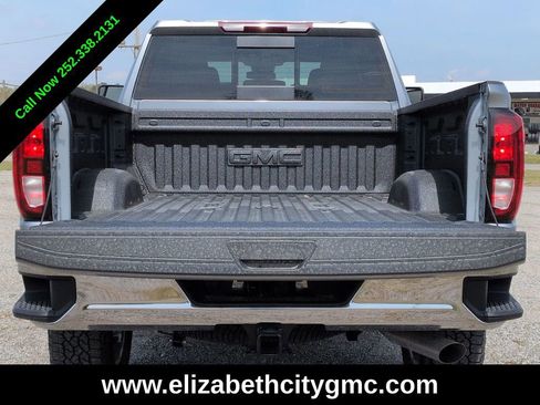 New 2026 GMC Sierra 2500 SLE image 13