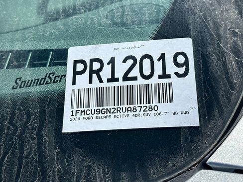 Used 2024 Ford Escape Active AWD/4WD image 8