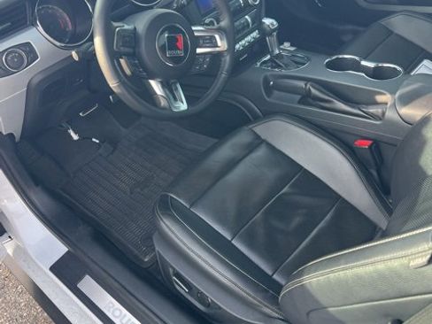 Used 2016 Ford Mustang GT Premium image 14