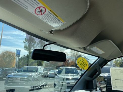 New 2025 Chevrolet Express 2500 image 18