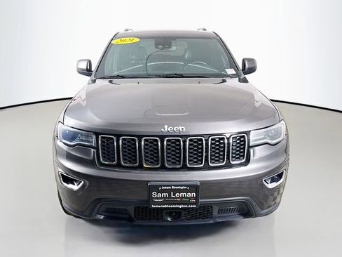 Used 2021 Jeep Grand Cherokee Laredo X AWD/4WD image 2