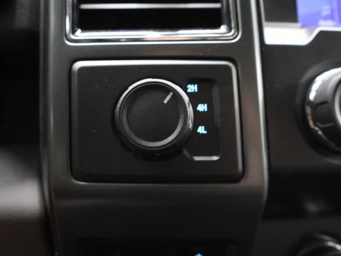 Used 2021 Ford F250 XLT w/ XLT Premium Package AWD/4WD image 52
