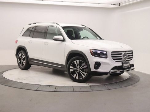 Certified 2026 Mercedes-Benz GLB 250 image 34
