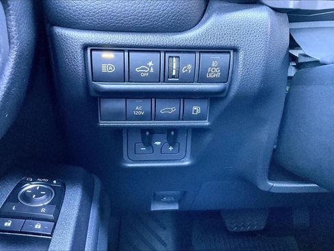 Used 2024 Toyota Land Cruiser image 34