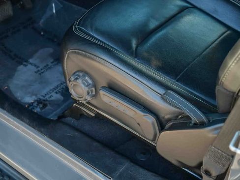 Used 2023 Jeep Wrangler Sahara image 26