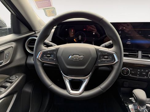 Used 2025 Chevrolet Trax ACTIV w/ Driver Confidence Package FWD image 13